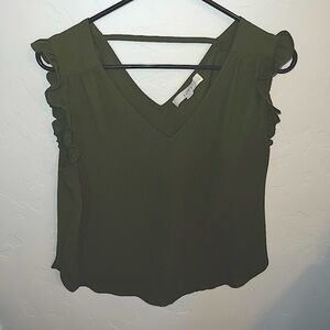 LOFT petite medium top